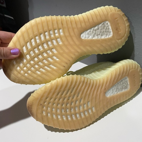 Adidas YEEZY BOOST ‘Butters’ mens size 7 - Picture 2 of 7